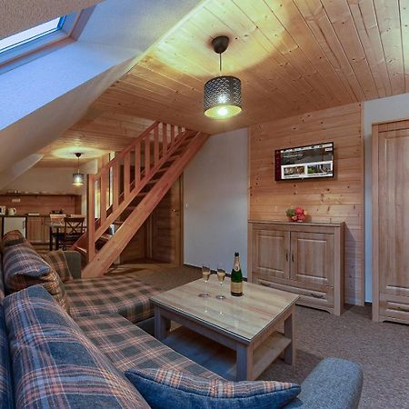 Apartmany A Studia Villa Flora Liptovska Sielnica Bagian luar foto