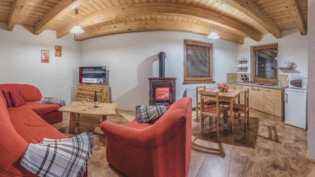 Apartmany A Studia Villa Flora Liptovska Sielnica Bagian luar foto