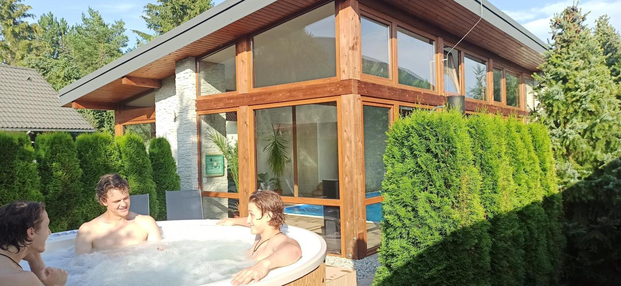Apartmany A Studia Villa Flora Liptovska Sielnica Bagian luar foto