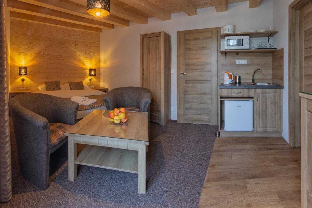 Apartmany A Studia Villa Flora Liptovska Sielnica Bagian luar foto