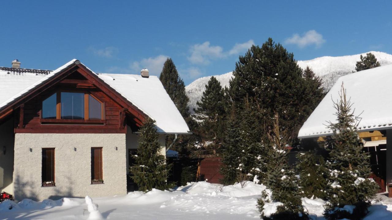 Apartmany A Studia Villa Flora Liptovska Sielnica Bagian luar foto